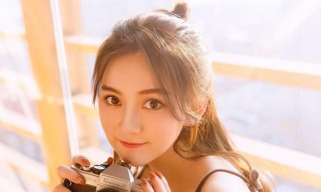 分手后如何挽回前女友的心？（15个实用方法，让你重新赢得她的爱）
