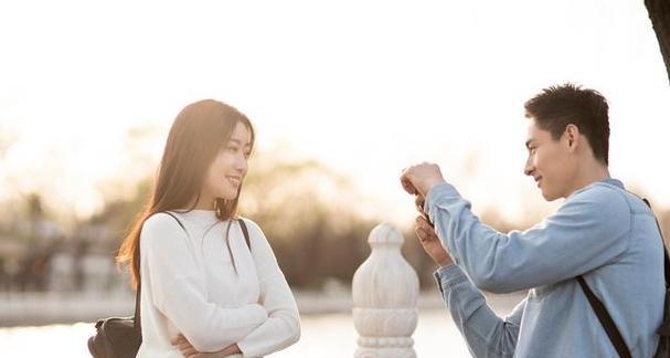 分手后是否应该拉黑对方？（分手后如何处理对方关系）