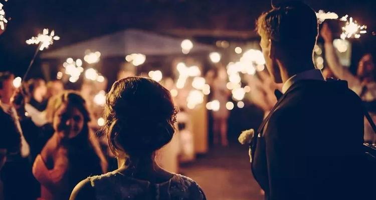 如何挽回淡化的男女关系（15个实用技巧帮你重拾爱情）