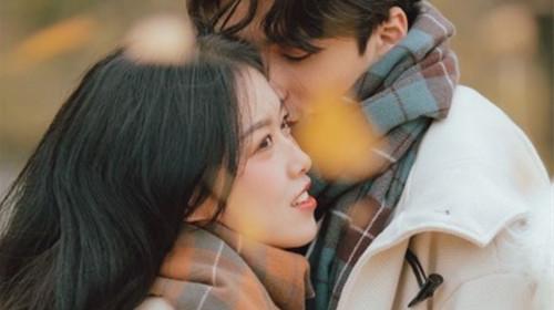 以巨蟹女分手后会回头吗？（探究巨蟹女复合心理，解析情感变化。）