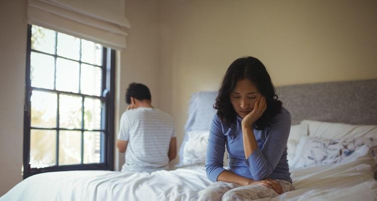 如何挽回濒临离婚的丈夫（重建信任、改变自己、倾听沟通）