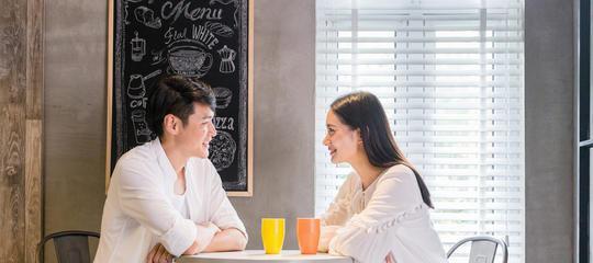 老公出轨后如何挽回婚姻（5个步骤帮你重建婚姻信任）