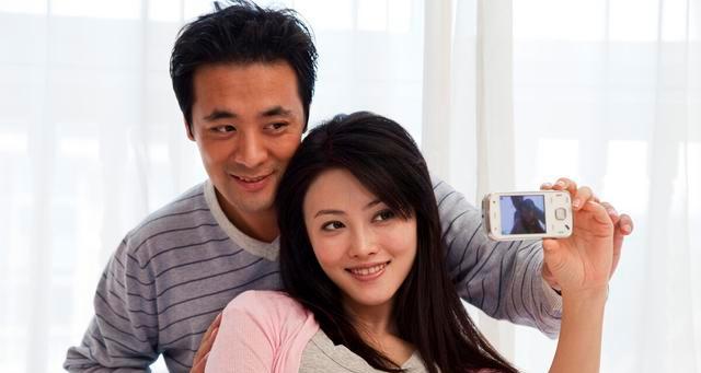 如何挽回离婚后的婚姻？（重建信任，加强沟通，破解问题，携手前行）