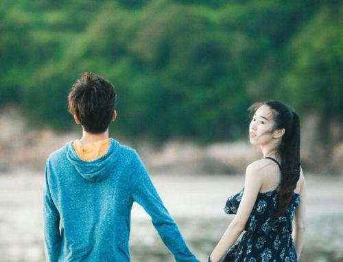男人提分手后，还有必要挽回吗？（情感之路的分岔口，该如何选择？）