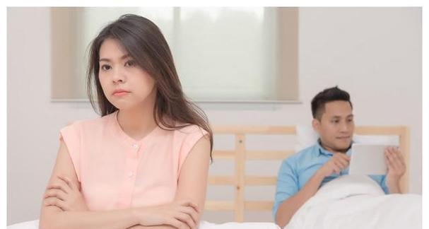 出轨男人要离婚，你该怎么办？（如何应对丈夫的背叛与离婚危机）