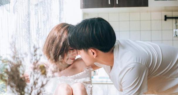 他和你分手后又联系，但不想复合？该如何应对？（学会面对分手后的复杂情感，正确看待对方的行为）