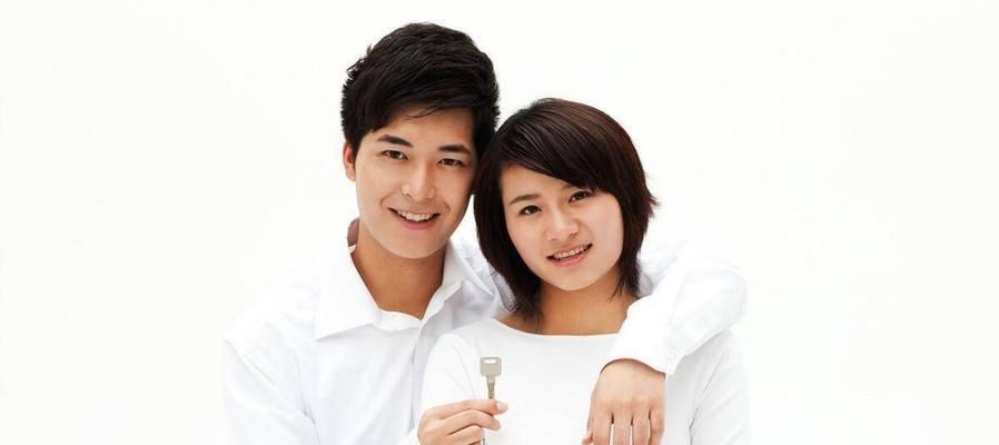 大龄剩女该不该主动复合？（剩女状态的困扰与担忧；自尊与尊严的权衡；寻找爱情的艰难险阻）
