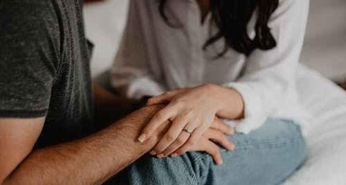 挽回男友信念的15个绝招（揭秘男友死心后的独门技巧，让你成功挽回爱情）