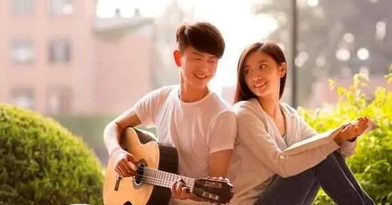 十三种最让男人讨厌的女生，你中了几个？（男人无法忍受的女人特征，想要真爱就必须避开这些坑！）