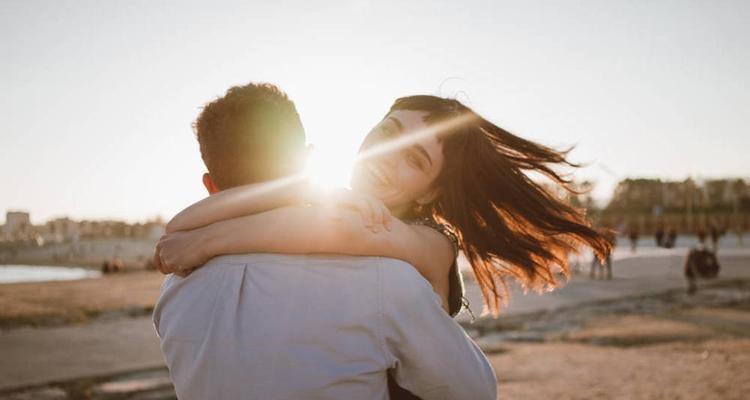如何挽回老公的感情（女人必知的15个技巧，成功拯救婚姻）