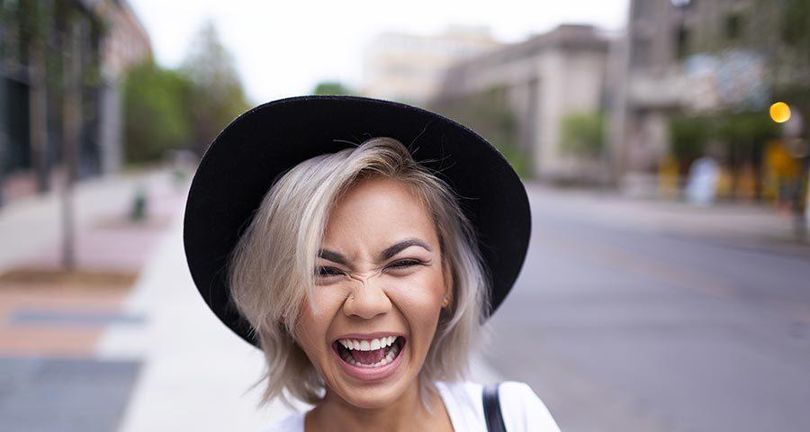 如何让第一次约会不尴尬（建立自信心是关键）