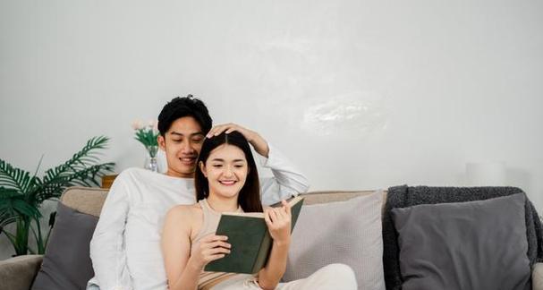 离婚男友说爱我，可信吗？（前妻离婚是因为什么？男友是否值得信任？如何判断？）