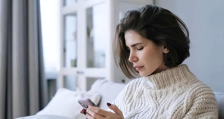 如何以冷静期挽回老公的心？（掌握5个有效方法，用爱重归于好）