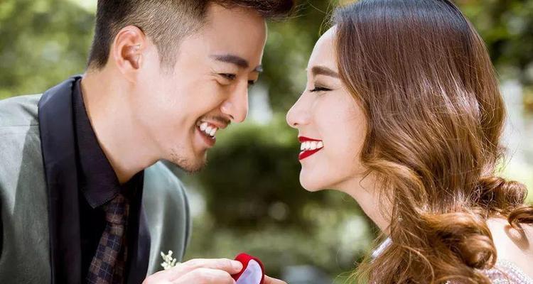 如何挽回网恋分手的女生？（以真诚和行动重建爱情，建立信任和沟通）