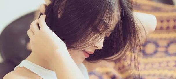 女友为何要分手？（探究女友内心的不安和矛盾情感）