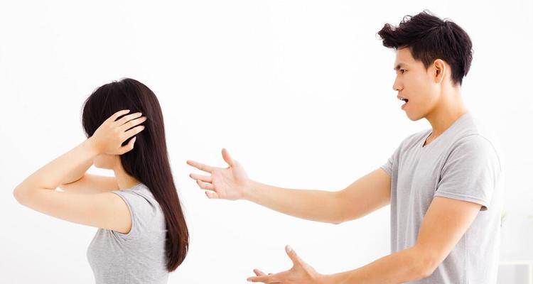 10个征兆揭示分手后还能挽回的可能（迹象明显，抓住机会，挽回爱情）