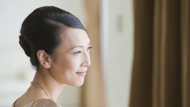 女性不结婚的后果（探究女性单身生活的影响和可能面临的挑战）