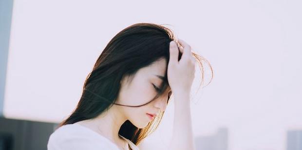 婚后女性出轨原因调查（探究婚姻中的诱因与解决方案）