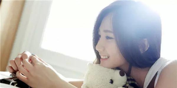 如何让女朋友话多起来？（让你的女友变成话痨的10个小技巧）