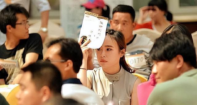 相亲对象太丑，该如何应对？（长相是否重要？如何看待相貌？）