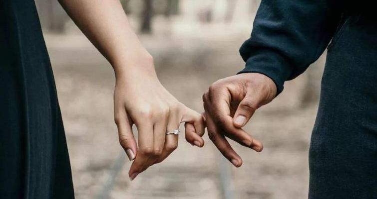 女人主动分手的心理（分手原因、自我保护、内疚与压力）