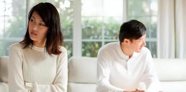 男人出轨女人提出离婚，法律如何判决？（家庭伦理、婚姻保障、性别平等）