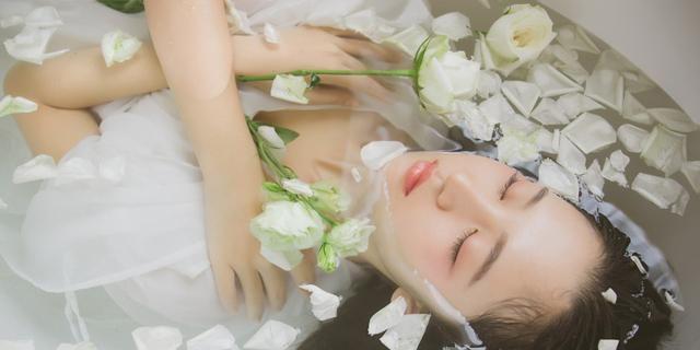 打造有趣、有吸引力的陌陌聊天技巧（如何让你的陌陌聊天变得生动有趣）