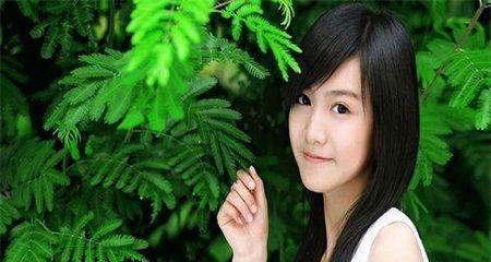 大龄单身女青年如何脱单（打破固有观念，拥抱新生活）
