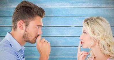 老婆是否出轨？如何确定真相（挽救婚姻的关键在于信任，怀疑只会让问题更复杂）