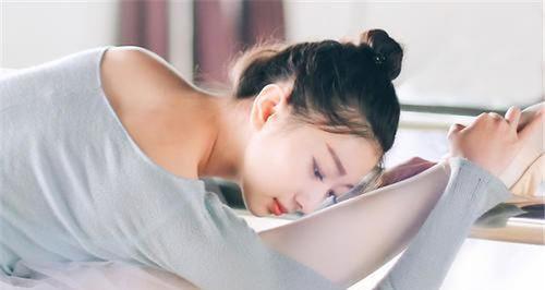 如何成功挽回天平和天蝎座的感情？（掌握正确方法，让爱情回归；天平和天蝎座关键敏感点分析）