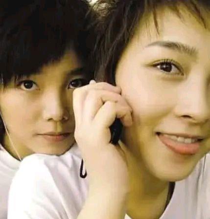 分手后的陌路女人（形同路人，心已离去）