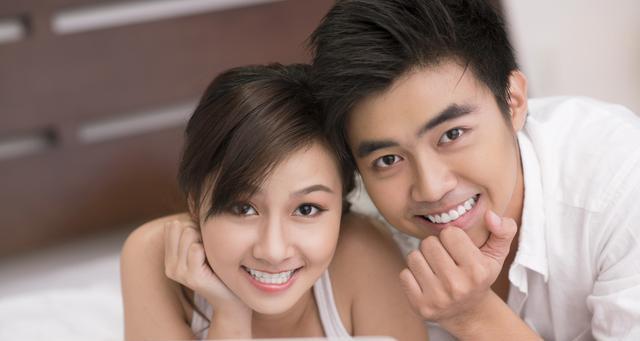 挽救婚姻，从老公出轨到离婚（如何化解婚姻危机，重建夫妻感情）